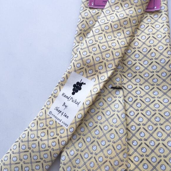 Vineyard Vines Tie Silk Gold Club Balls Yellow Silk USA - Picture 5 of 6